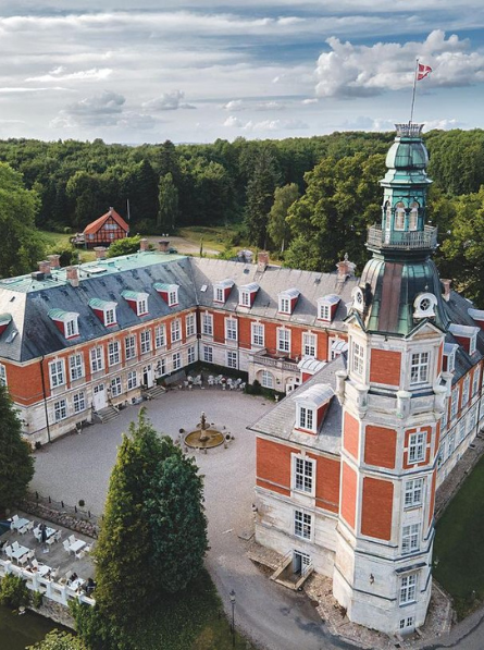 Hvedholm slot